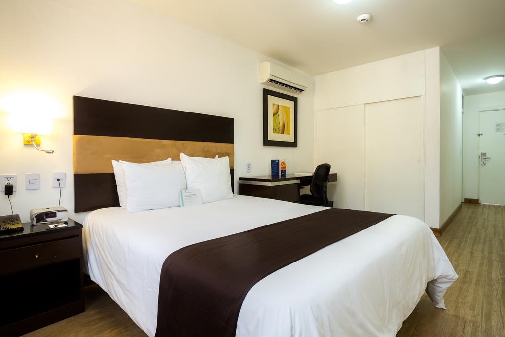 Wyndham Costa Del Sol Chiclayo Hotel Екстериор снимка